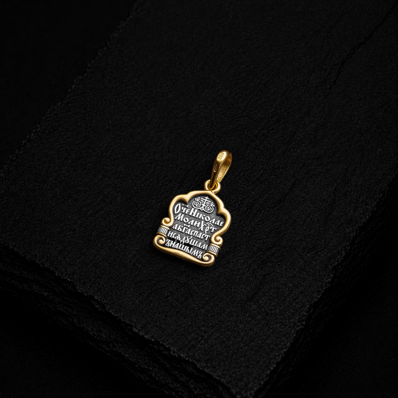 St. Nicholas the Wonderworker. Icon pendant.